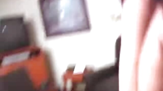 کارن گربه وحشی پشمالو سکس متحرک اروپایی می شود بیدمشک او از, سارا جی!